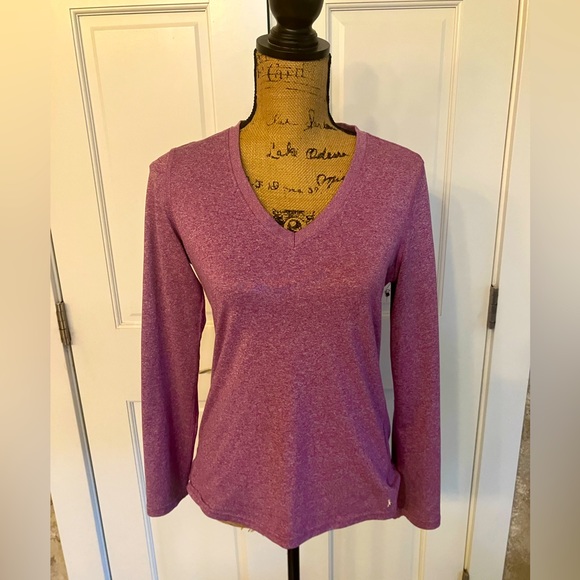 Danskin NOW semi fitted v neck shirt medium - Picture 1 of 5